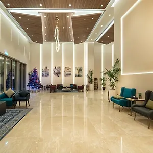 تحقق من التوفر